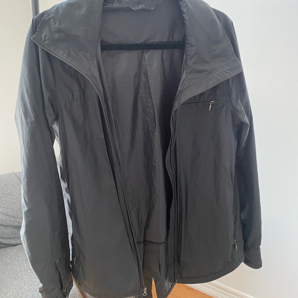 Black Columbia Windbreaker